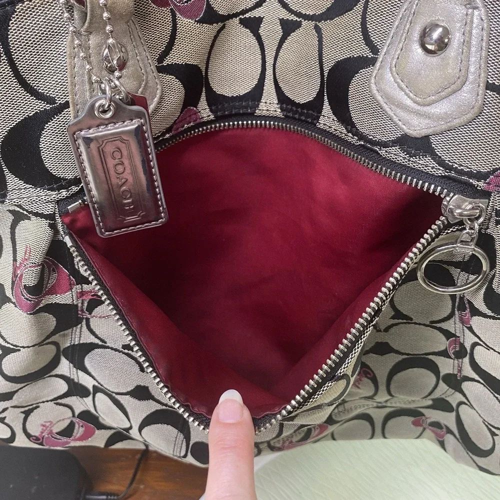 Coach Poppy Signature One Women Shoulder Bag Tan/Black/Pink 13x17x4" Need Clean - Picture 16 of 16